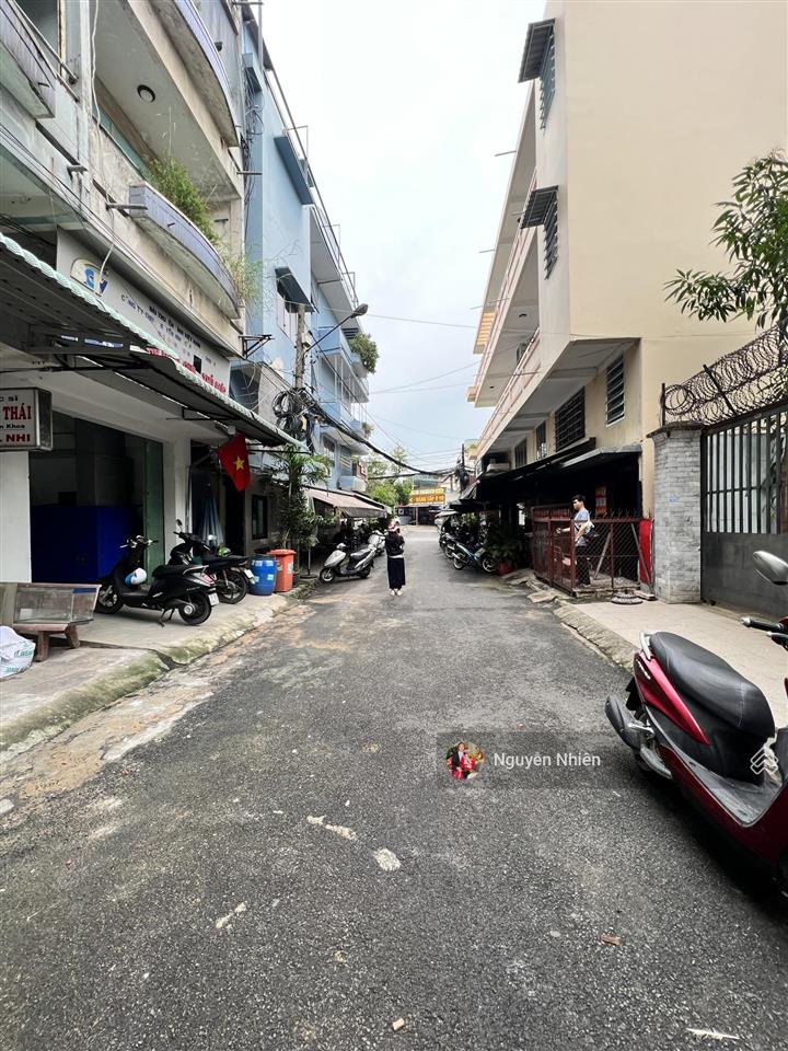 Thu nhập 1.7 tỷ/năm (8.5%) siêu khủng chdv mới tinh 33 phòng 6 tầng, thang máy gần ngã 4 thủ đức