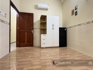 Căn hộ đầy đủ nội thất, phòng mới sạch sẽ, an ninh. ra vào tự do ngay cầu vượt linh xuân