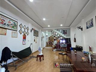 Ngon  nhỉnh 6 tỷ 91m2 (5*18) ngay linh trung gần chợ  3 tầng kiên cố