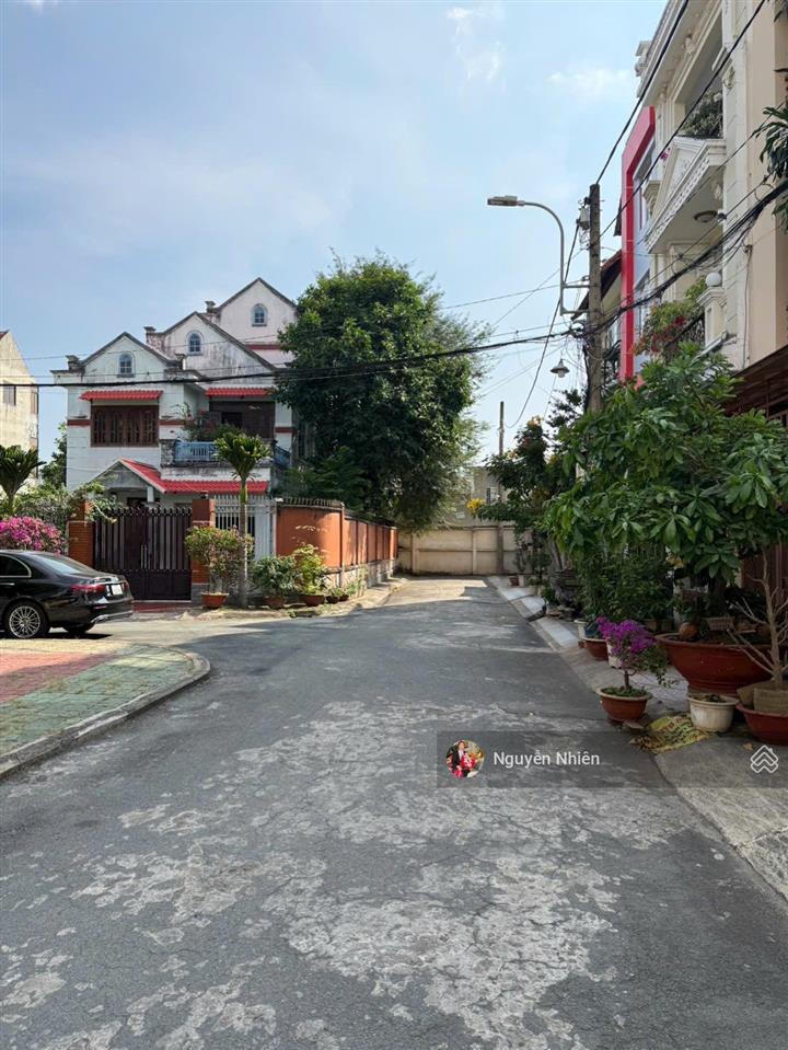 Lô đất hẻm 238 hoàng diệu 2  4x18 nở hậu (99m2) khu đồng bộ, có công viên. giá hơn 8 tỷ