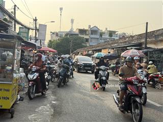 Toà nhà chdv 36p, thu nhập 200tr  mặt tiền chợ lã xuân oai, lê văn việt. 370m2 (8x46). hầm + 6tầng