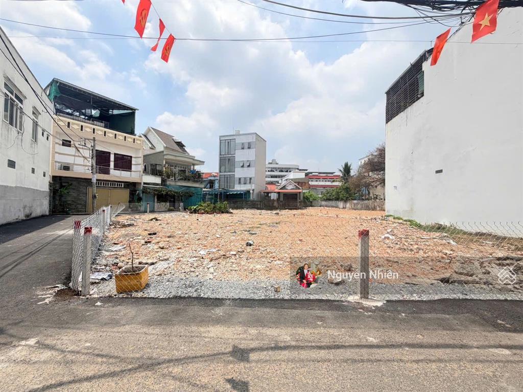 Cực ngon  ngay đh ngân hàng, hoàng diệu 2  400m2 (thổ 237m2) đường xe hơi. giá chưa qua đầu tư