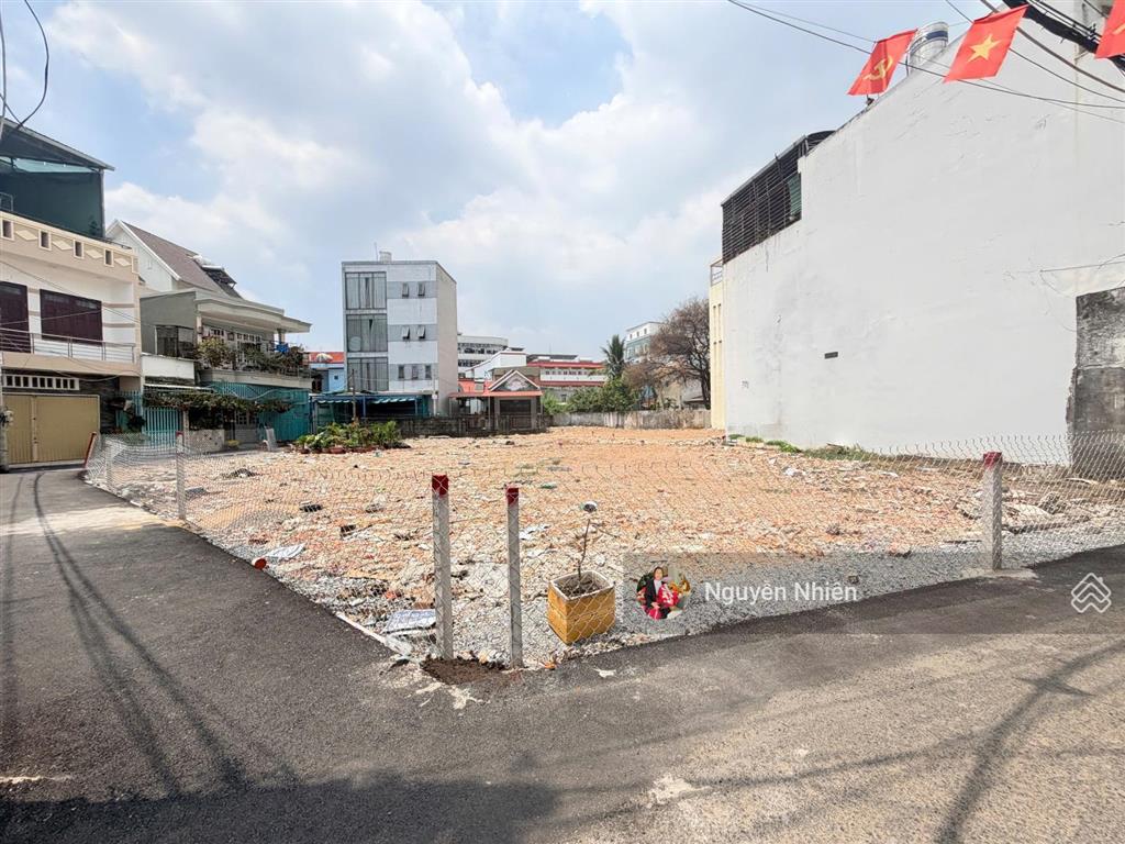 Cực ngon  ngay đh ngân hàng, hoàng diệu 2  400m2 (thổ 237m2) đường xe hơi. giá chưa qua đầu tư