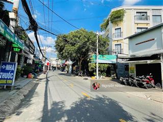Góc 2mtkd ngay chợ, kha vạn cân, phạm văn đồng  3 tầng (8.7x18)  hđt 22 triệu  17 tỷ