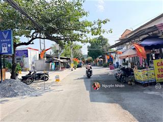 Nhỉnh 6 tỷ  50tr/m2  linh trung gần metro, đh nông lâm , hutech  xây chdv bao đẹp