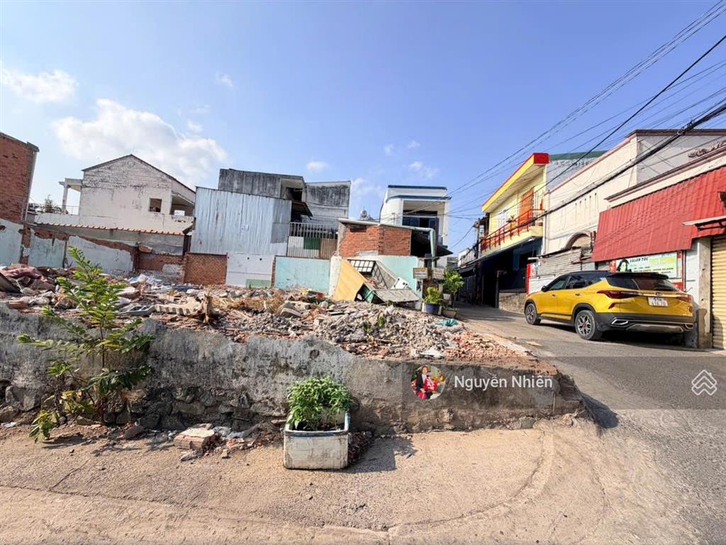 60tr/m2 lô góc 16 x16= 232m2  đường ô tô tránh  ngay ga metro khu công nghệ cao  linh trung