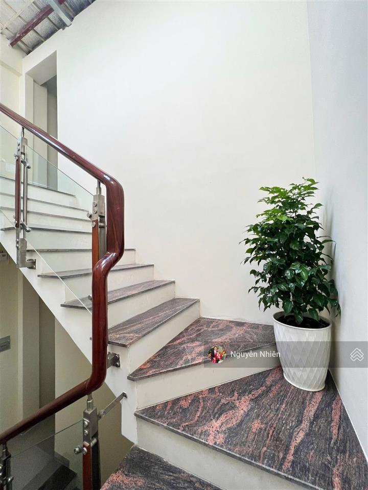 7 tỷ nhỉnh  bán nhà góc 2 mt  thông xe hơi  p.linh chiểu  54.3m2  thu nhập 15 tr/th