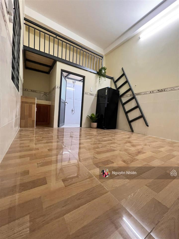 Phòng mới sạch sẽ đầy đủ nội thất, cho sinh viên  người đi làm thuê ổn định. ngay cầu vượt, đh uel