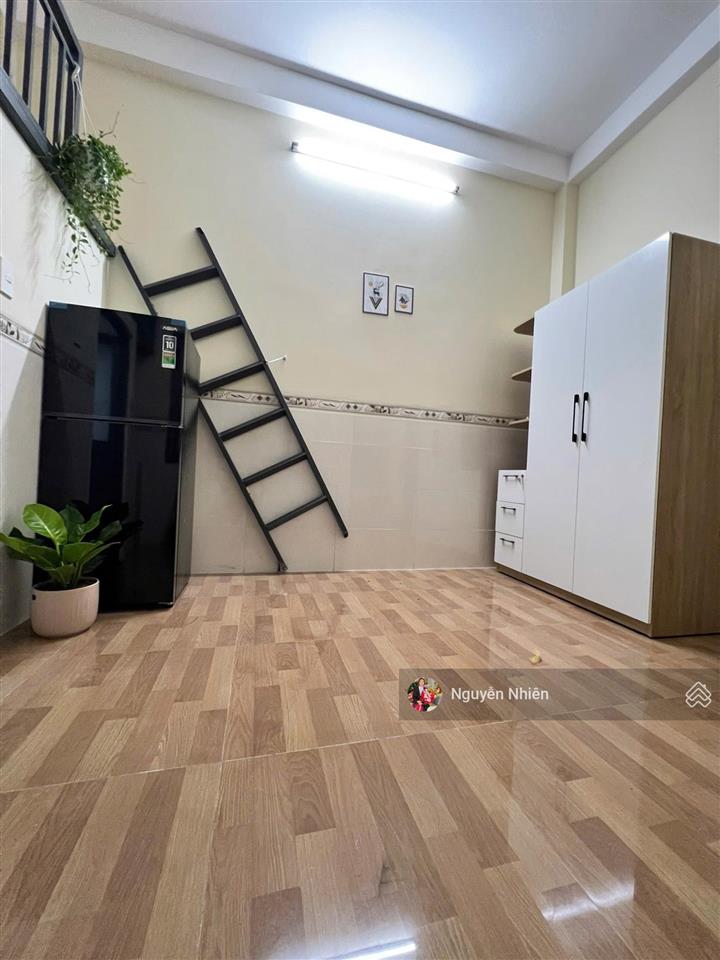Phòng mới sạch sẽ đầy đủ nội thất, cho sinh viên  người đi làm thuê ổn định. ngay cầu vượt, đh uel