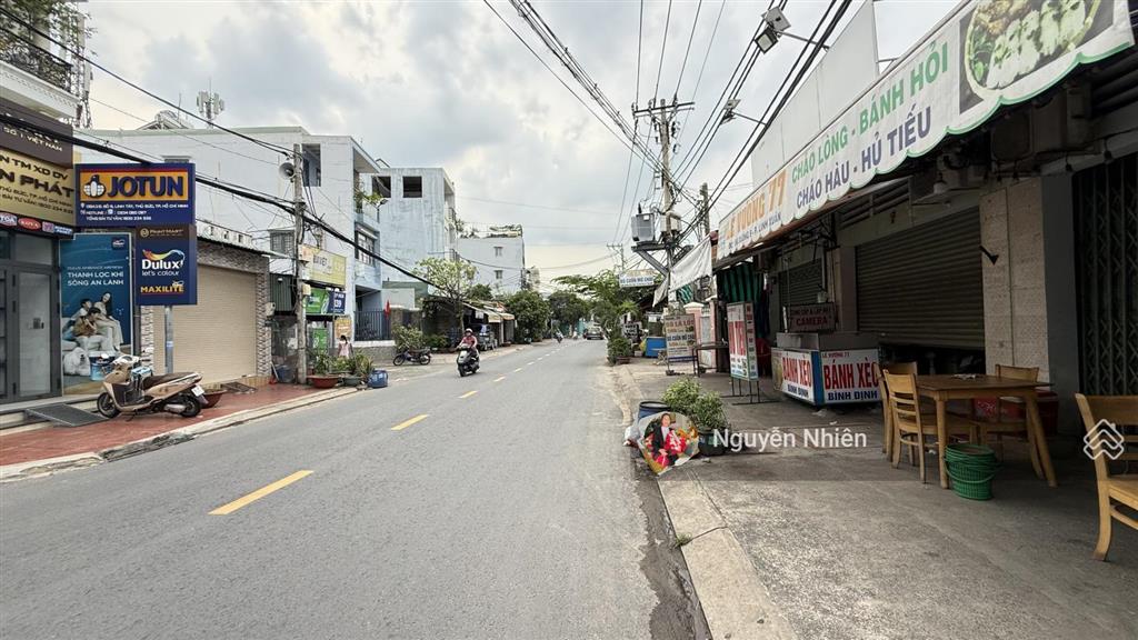 6.5 tỷ  thu nhập 30 tr dãy trọ 12 phòng 2 tầng  hxh  87.1m2 (9.3*9.3m)  ngay phạm văn đồng