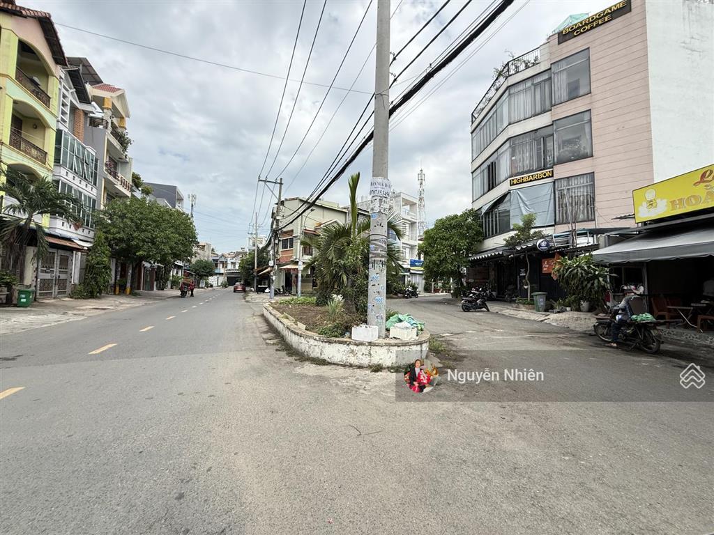Đất trống 5x20m  hẻm 6m  xây 5 tầng  gần đh ngân hàng, hoàng diệu 2