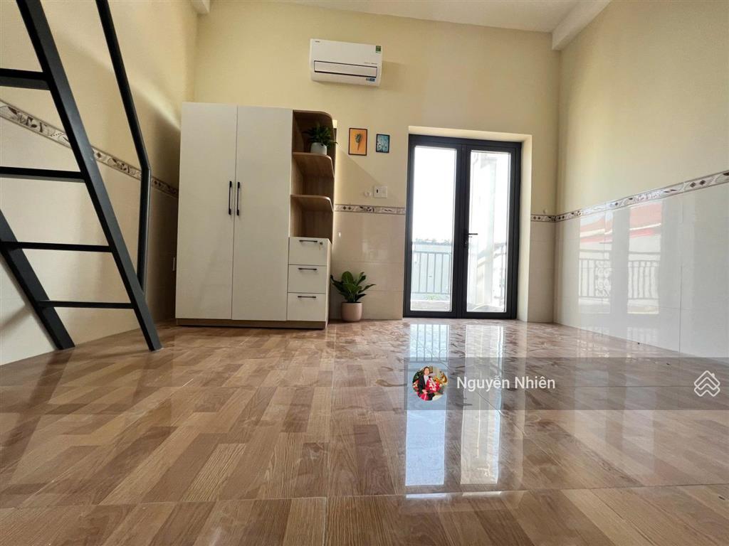 Hơn 8 tỷ  thu nhập 40 triệu/tháng (6%) chdv 4 tầng  full nội thất  hẻm xe tải gần phạm văn đồng