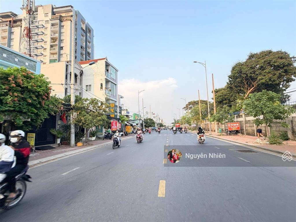 Ngay ga metro thủ đức  hẻm thông xe hơi khu phân lô cao tầng đường lê văn chí