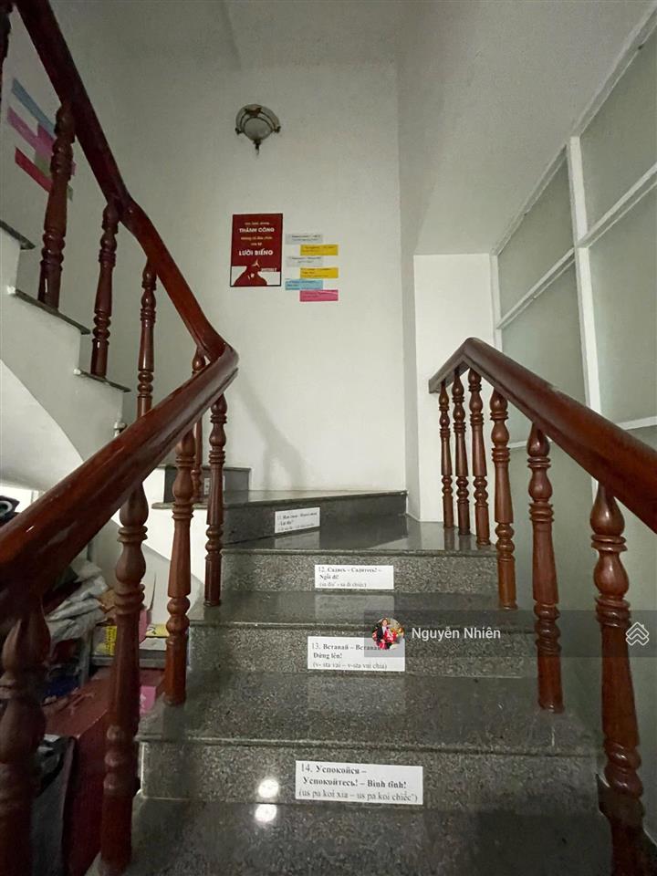 Mặt tiền kinh doanh (5x18) 4 tầng  cho thuê 35 triệu ngay chợ. 6pn 5wc