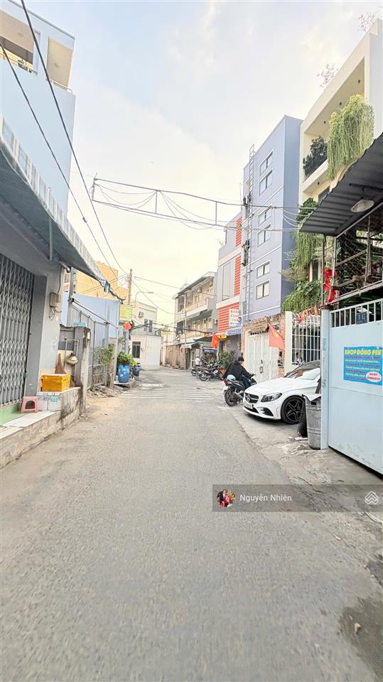 Mặt tiền 1t1l  75.8m² (4x19) ngay cổng đh ngân hàng thu nhập 28 triệu/tháng