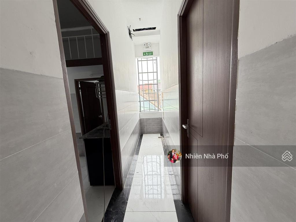 Hoàng diệu 2  chdv mới keng 5 tầng, thang máy có 24 phòng (6x22)m gần đh ngân hàng