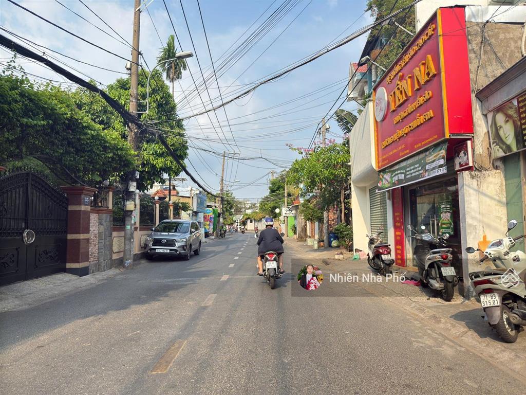 8 tỷ (tl mạnh) 4x20 đất mặt tiền đường số 7 linh trung, gần đh ngân hàng  hoàng diệu 2