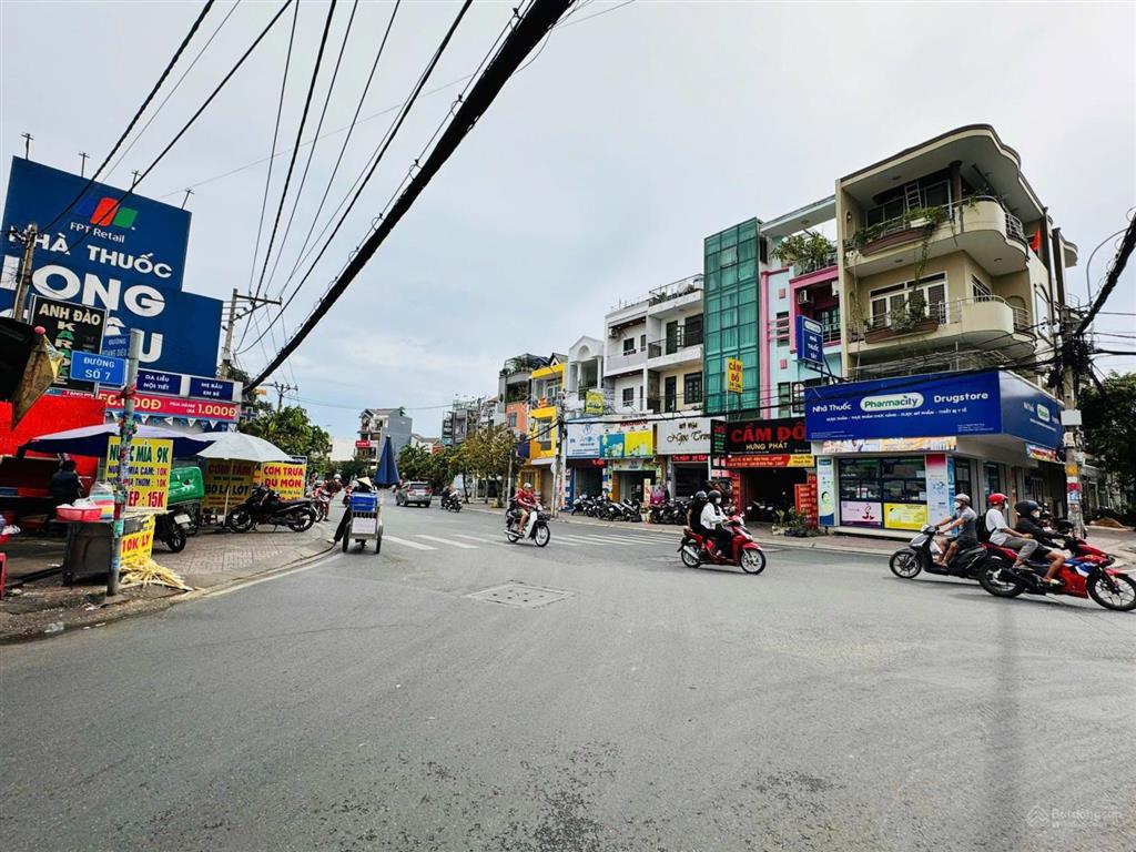 Nhanh mới kịp! nhỉnh 50 triệu/m2  170m2 thổ cư (7x24) hẻm thông hoàng diệu 2, đh ngân hàng.