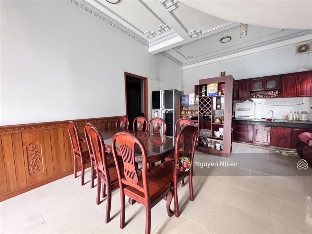 Ô tô ngủ nhà  hơn 50tr/m2  biệt thự vườn  202m2  full thổ cư  chợ thủ đức, phường linh chiểu