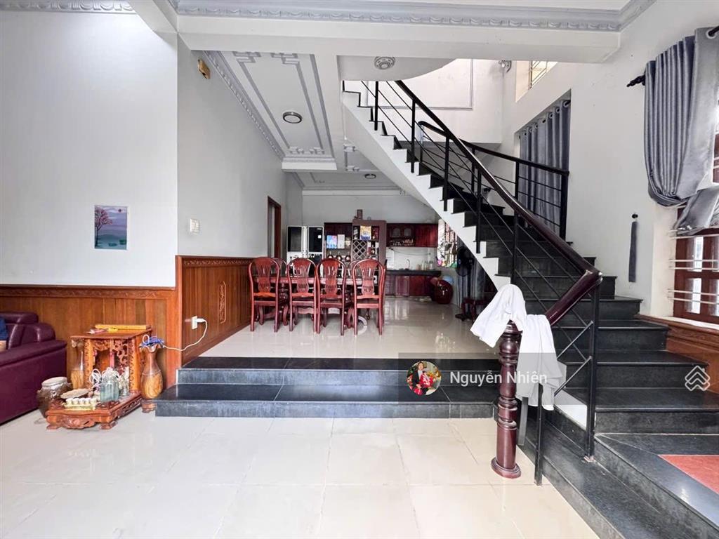 Ô tô ngủ nhà  hơn 50tr/m2  biệt thự vườn  202m2  full thổ cư  chợ thủ đức, phường linh chiểu