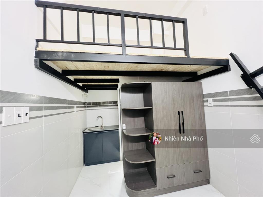 Hoàng diệu 2  chdv mới keng 5 tầng, thang máy có 24 phòng (6x22)m gần đh ngân hàng
