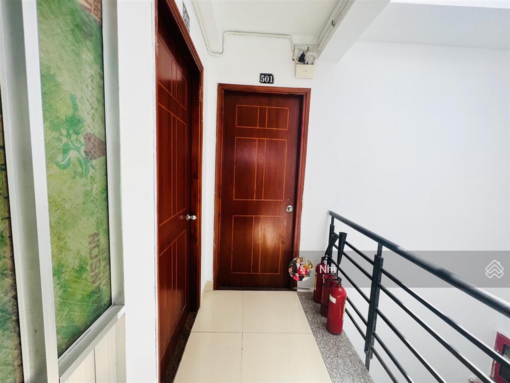 Bán khách sạn mt đường ngay hoàng diệu 2  thu nhập 10%/năm  7x18m  hầm 5 tầng, thang máy