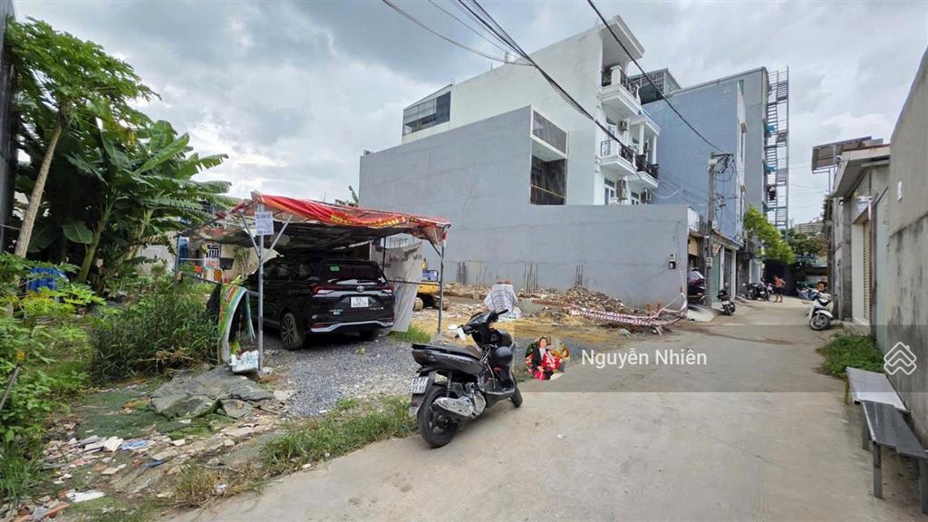 Cần bán nhanh giảm sâu  52 triệu/m2 trung tâm thủ đức  hẻm 8m 392.5m2. xây 1 trệt 5 tầng