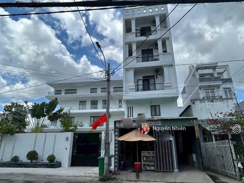 Dòng tiền 100 tr/th  ngang 7m đối diện chợ phước bình, global city  chdv 5 tầng  thang máy