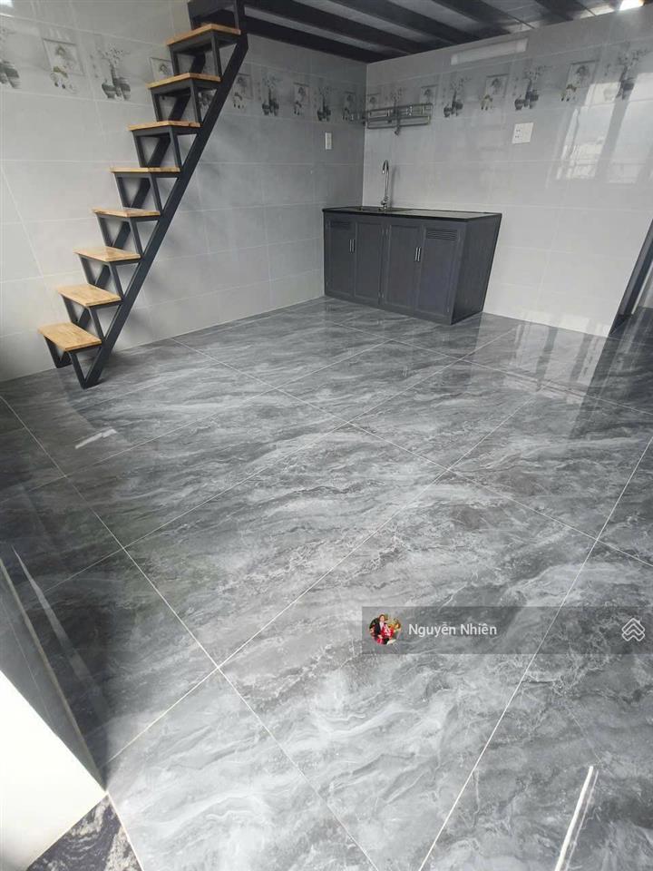 Dòng tiền 100 tr/th  ngang 7m đối diện chợ phước bình, global city  chdv 5 tầng  thang máy
