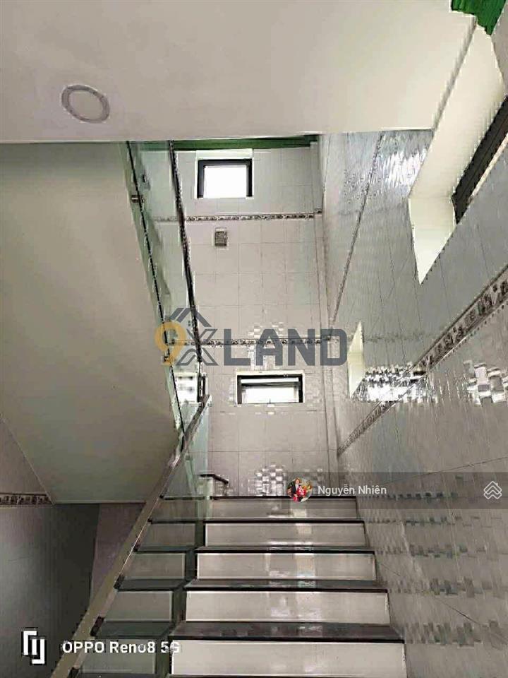 Chdv gần hoàng diệu 2  ngang 6.8m  129.3m2  3 tầng  thu nhập 30 triệu
