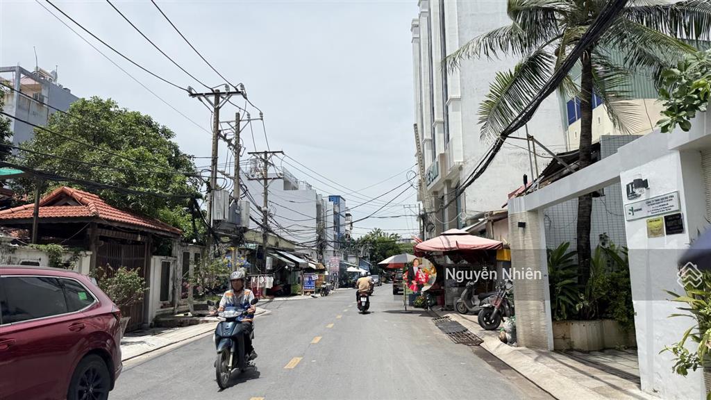 Chỉ 148 tr/m2  269m2 (9.5x30) góc 2 mặt tiền kinh doanh, cách 300m ra trần não,q2  xây hầm + 6t