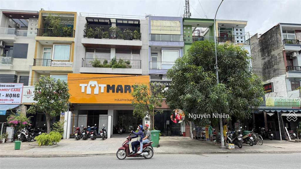 Hạ mạnh 15 tỷ! ngang 8m  mặt tiền nguyễn hoàng vỉa hè 10m ngay lương đình của, ga thủ thiêm