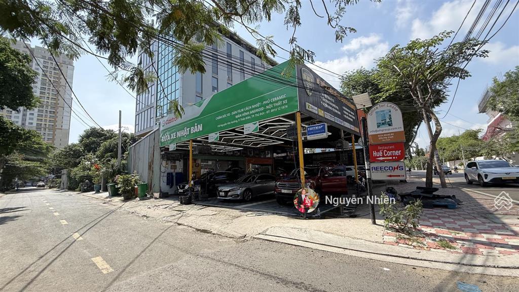 Hàng ngon thảo điền,q2 |200 triệu/m2  268m2 (10*26.8) |xây hầm + 7 tầng | 50m ra nguyễn văn hưởng