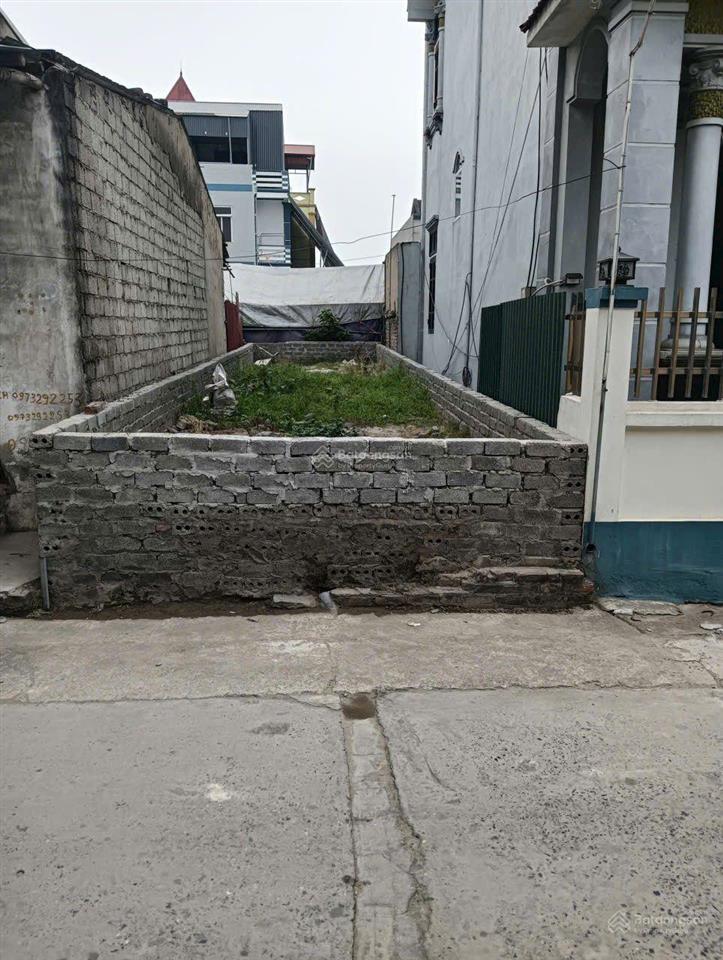 Chính chủ em cần bán siêu phẩm trục chính kinh doanh xâm thị  hồng vân