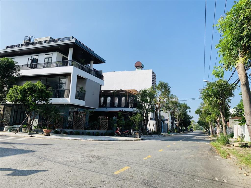 Bán nhà biệt thự đường lê hy cát  nam việt á, thông ra sông