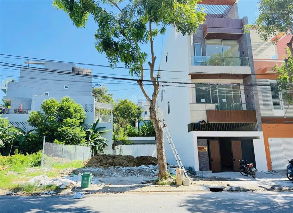 Bán lô trần hữu độ  cách sông 50m, đẹp nhất khu nam việt á gđ1