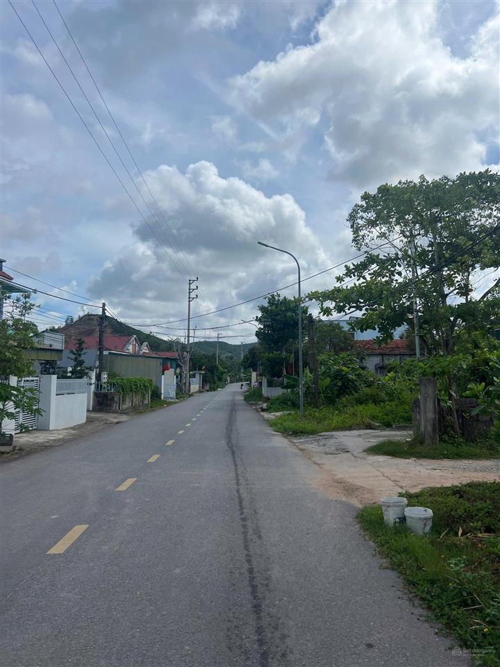 Bán cắt lỗ sâu đất trục chính đường khe ngái đặc khu kinh tế vân đồn, trục đường sân bay casino sun