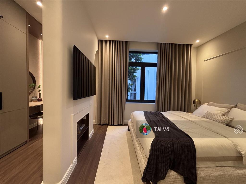 Biệt thự góc view công viên nội thất mới làm 100%