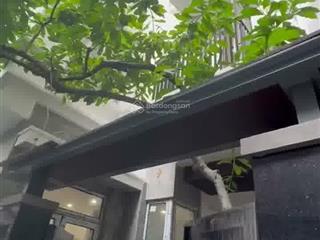 Bán nhà 4 tầng có thang máy ngõ 776 đê la thành, giảng võ, dt 50m², mặt tiền 7,6m, giá 14,8 tỷ