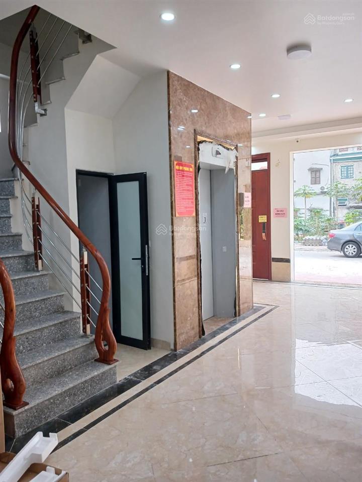 Tôi chủ nhà có phòng cho thuê đối diện bến xe ô tô yên nghĩa, hà đông. giá 4 triệu/tháng