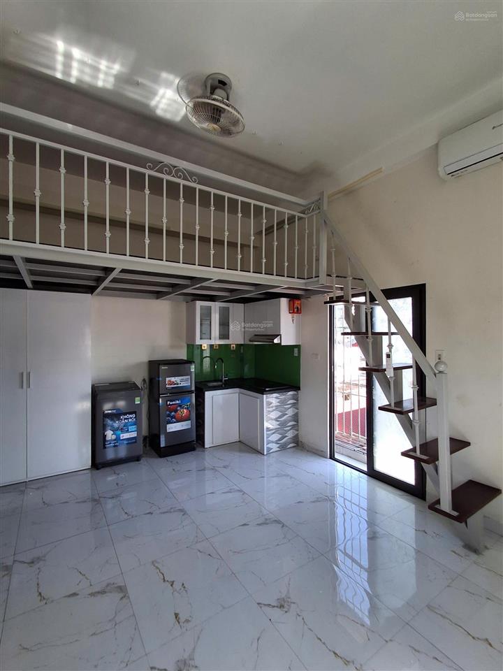 Tôi cho thuê căn hộ cạnh ga tàu điện trên cao yên nghĩa, có thang máy. giá 4 triệu.  0936 341 ***