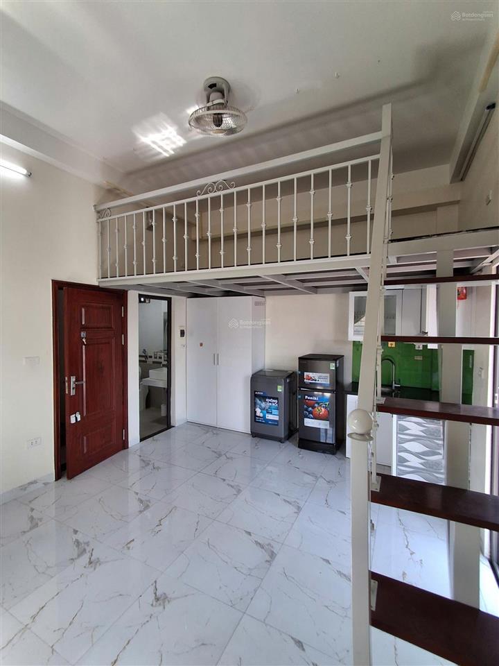 Tôi cho thuê căn hộ cạnh ga tàu điện trên cao yên nghĩa, có thang máy. giá 4 triệu.  0936 341 ***