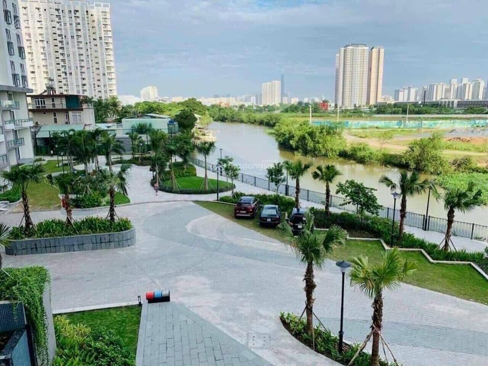 Chính chủ, bán căn hộ 2pn, nhà mới, full nội thất tầng cao view thoáng.  0902 771 ***
