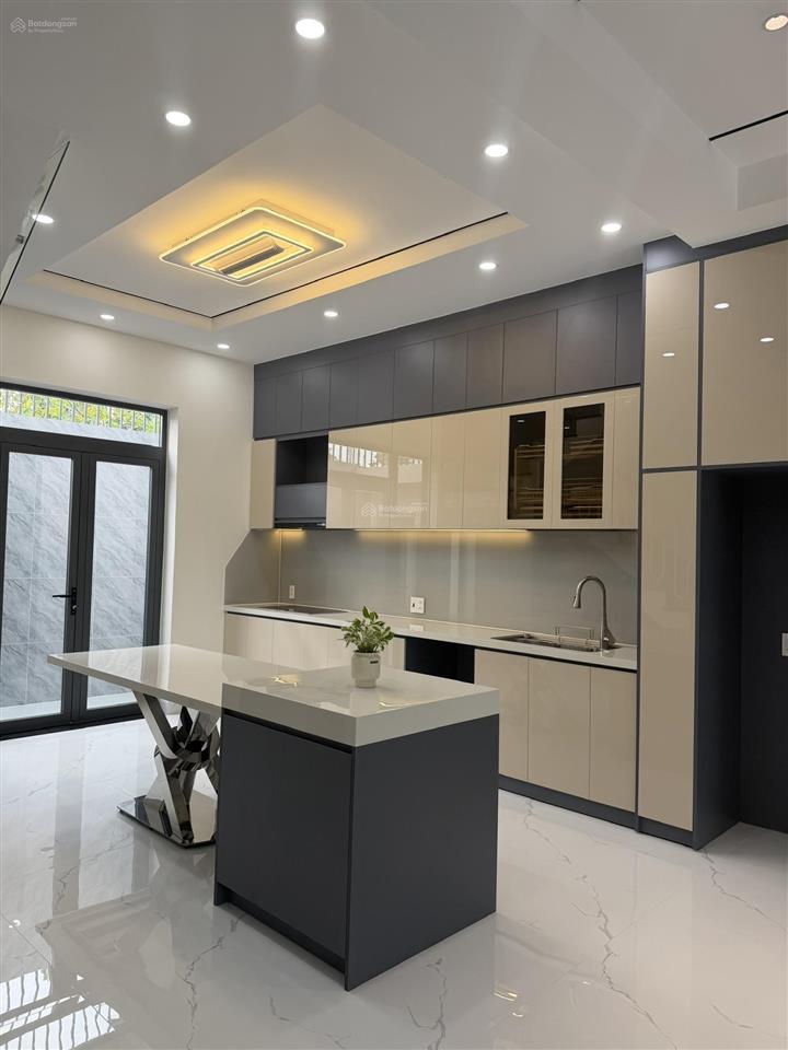 Bán nhà 3 tầng hiện đại mặt tiền đường bùi phùng (b1 cũ) vcn phước hải trung tâm nha trang