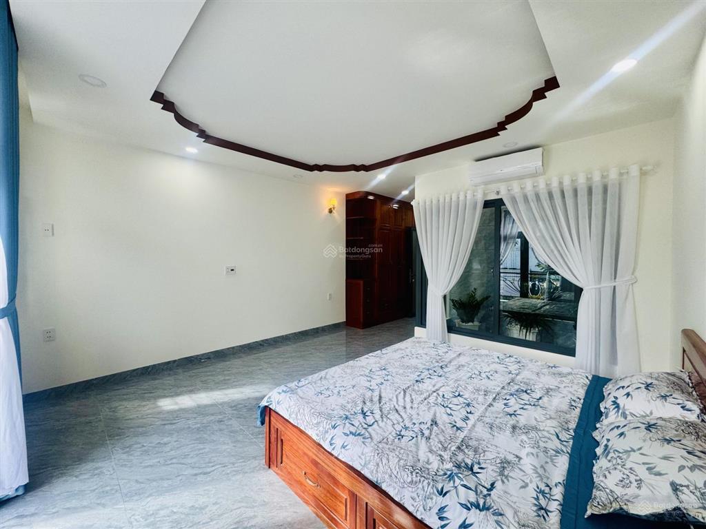 Bán nhà đẹp 3 tầng đầy đủ nội thất kđt hà quang 2 (có thang máy)
