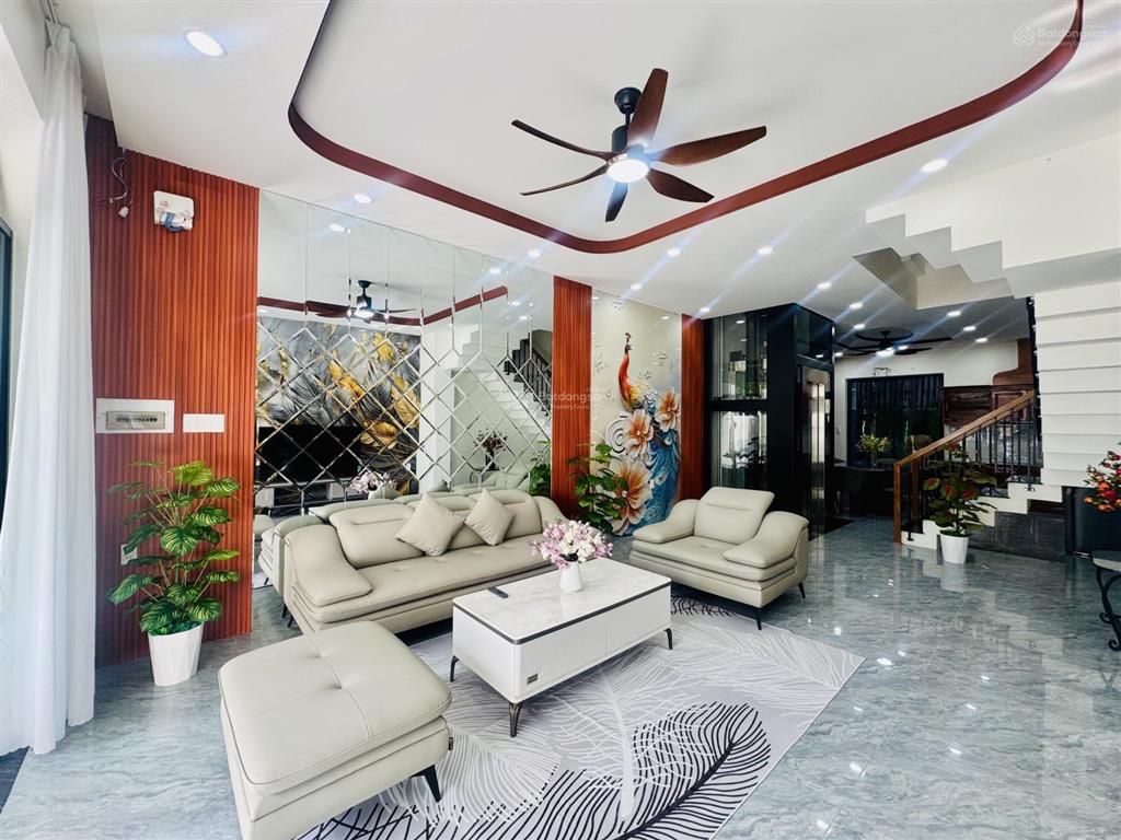 Bán nhà đẹp 3 tầng đầy đủ nội thất kđt hà quang 2 (có thang máy)