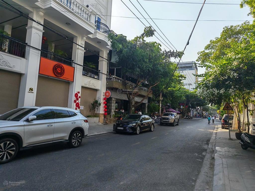 Bán nhà 4 tầng hai mặt tiền thoáng mặt tiền đường lê đại hành trung tâm nha trang