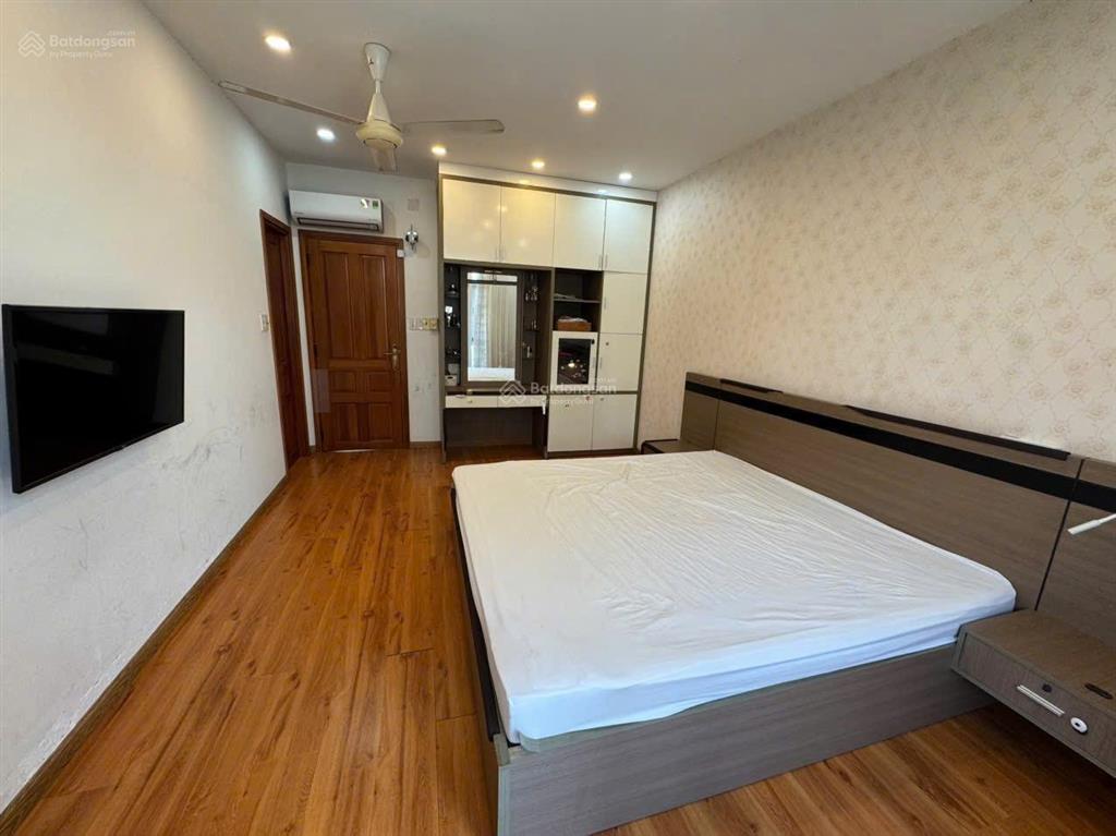 Bán nhà 4 tầng mặt tiền đường b1 (đàm quang trung) vĩnh điềm trung gần siêu thị go nha trang