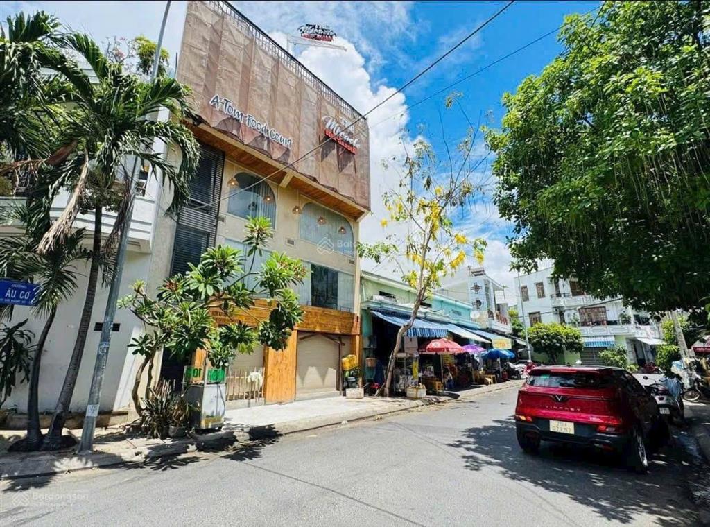 Bán nhà 1 trệt 3 tầng ngang 9m đẹp mặt tiền đường âu cơ trung tâm nha trang
