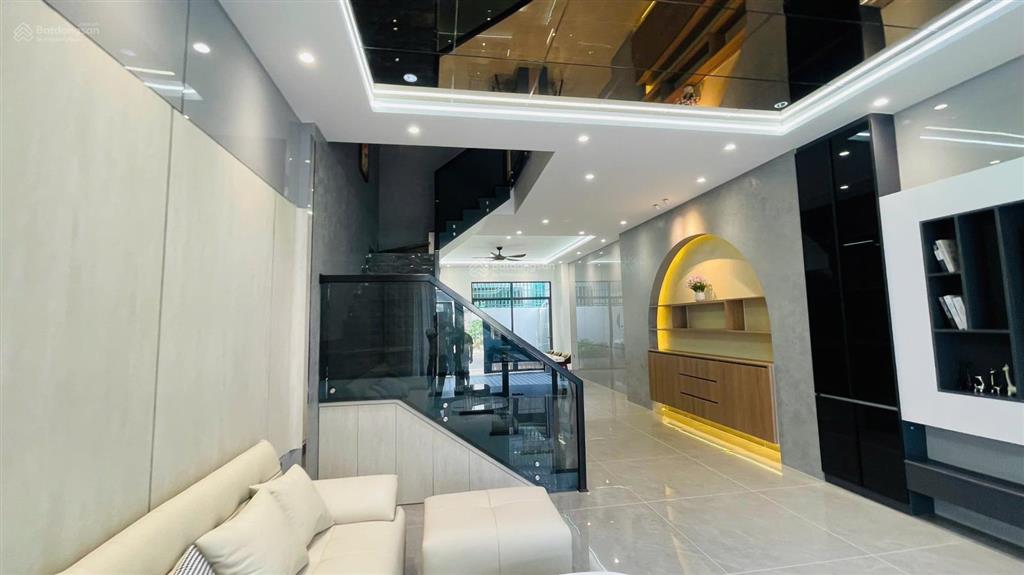 Bán nhà đẹp hiện đại đường số 47 mỹ gia gói 4 trung tâm nha trang (đầy đủ nội thất)